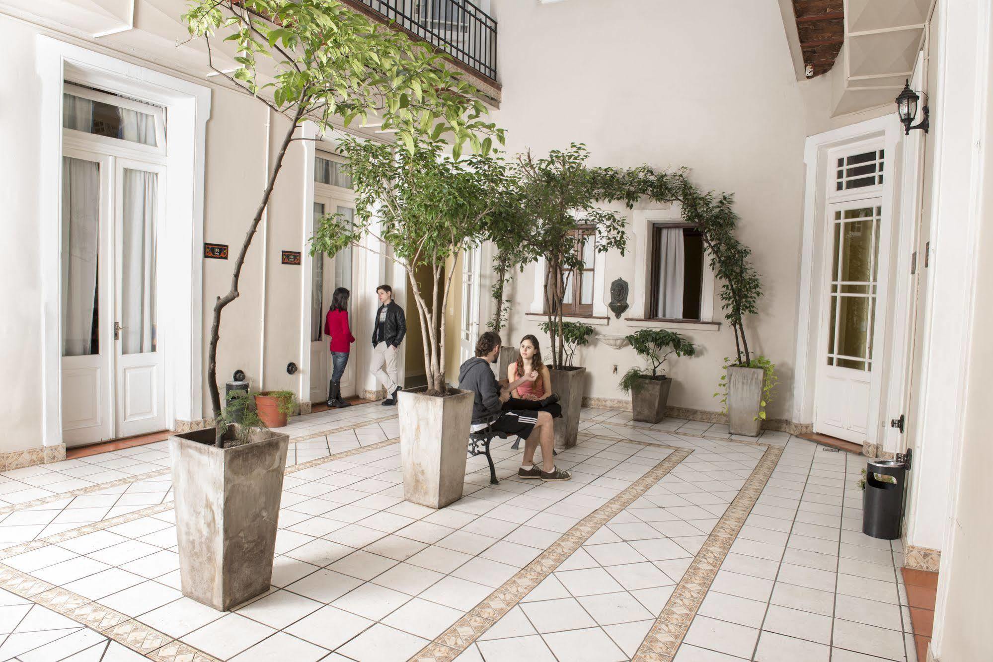 Milhouse Hostel Hipo Buenos Aires Exteriér fotografie