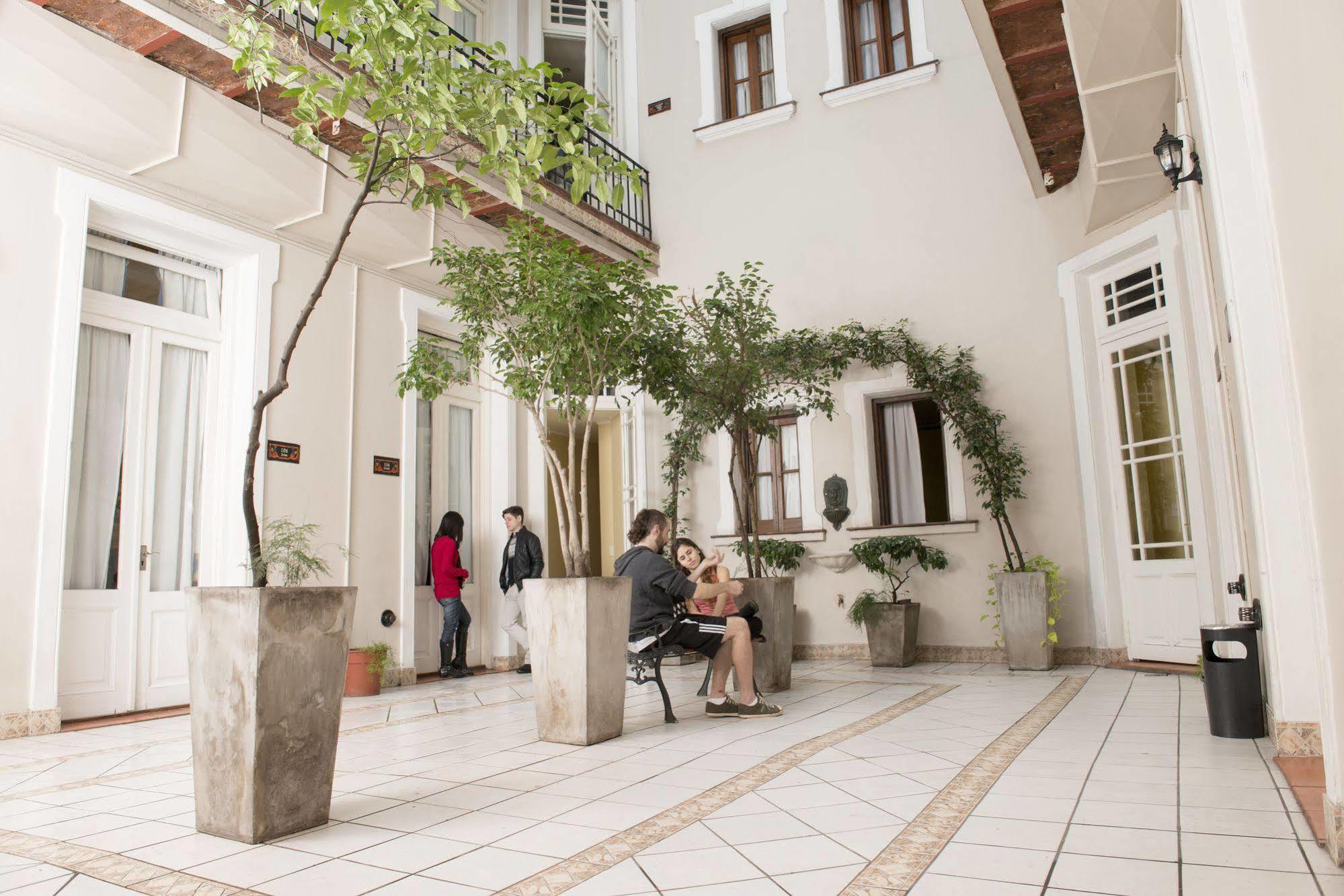 Milhouse Hostel Hipo Buenos Aires Exteriér fotografie